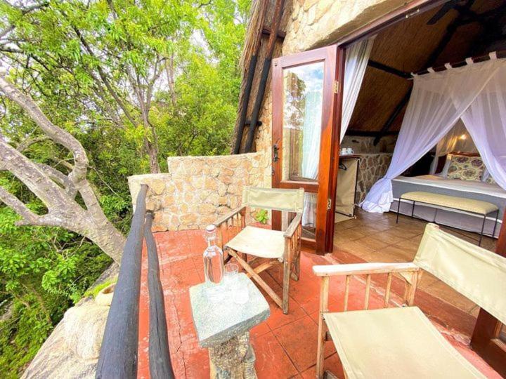 Matopos Big Cave Campヴィラ エクステリア 写真